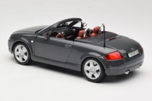 Audi TT 8N Roadster Šedý Maisto 1:18 50346 Kov – obrázek 7 z 8