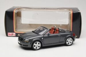 Audi TT 8N Roadster Šedý Maisto 1:18 50346 Kov – obrázek 8 z 8