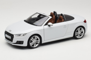 Audi TT 8S Roadster Glacier White Minichamps 1:18 5011400515 Kov