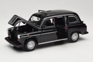 Austin FX4 London Taxi Černý Minichamps 1:18 180136000 Kov – obrázek 2 z 8