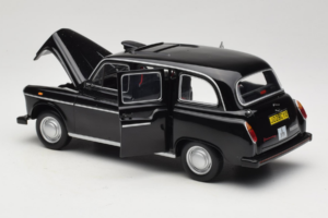 Austin FX4 London Taxi Černý Minichamps 1:18 180136000 Kov – obrázek 5 z 8