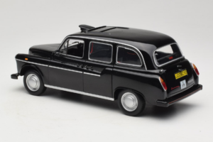 Austin FX4 London Taxi Černý Minichamps 1:18 180136000 Kov – obrázek 7 z 8