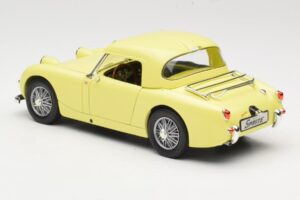 Austin-Healey Sprite Mk1 Žlutý Revell 1:18 08835 Kov – obrázek 7 z 8