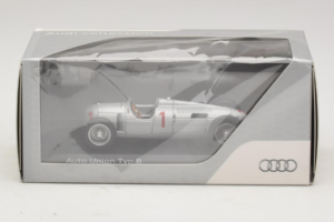 Auto Union Typ B #1 Stříbrný Minichamps 1:43 5031300313 Kov – obrázek 5 z 5