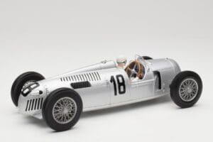 Auto Union Typ C #18 B. Rosemeyer Internationales Eifelrennen Nürburgring Winner 1936 Minichamps 1:18 155361018 Kov – obrázek 2 z 6