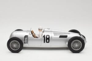 Auto Union Typ C #18 B. Rosemeyer Internationales Eifelrennen Nürburgring Winner 1936 Minichamps 1:18 155361018 Kov – obrázek 3 z 6