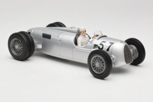 Auto Union Type C #57 H. Stuck Winner Shelsley Walsh Hill Climb 1936 Minichamps 1:18 155361057 Kov – obrázek 4 z 6