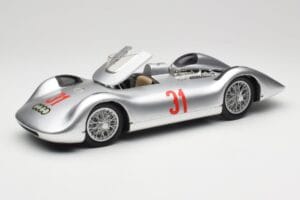 Auto Union Typ C Stromlinie #31 B. Rosemeyer 1937 Stříbrný Revell 1:18 08436 Kov – obrázek 2 z 8