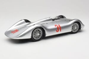 Auto Union Typ C Stromlinie #31 B. Rosemeyer 1937 Stříbrný Revell 1:18 08436 Kov – obrázek 3 z 8