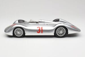 Auto Union Typ C Stromlinie #31 B. Rosemeyer 1937 Stříbrný Revell 1:18 08436 Kov – obrázek 4 z 8
