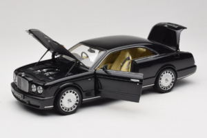 Bentley Brooklands Černý Minichamps 1:18 100139600 Kov – obrázek 2 z 8