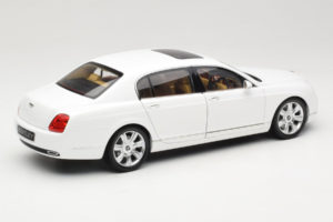 Bentley Continental Flying Spur Bílý Minichamps 1:18 100139461 Kov – obrázek 3 z 8