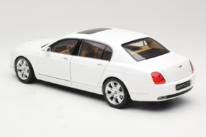 Bentley Continental Flying Spur Bílý Minichamps 1:18 100139461 Kov – obrázek 7 z 8