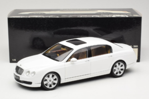 Bentley Continental Flying Spur Bílý Minichamps 1:18 100139461 Kov – obrázek 8 z 8