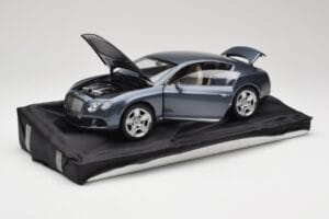 Bentley Continental GT Grey Metallic Minichamps 1:18 100139920 Kov – obrázek 2 z 8