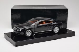 Bentley Continental GT Midnight Emerald Minichamps 1:18 BL389 Kov – obrázek 8 z 8