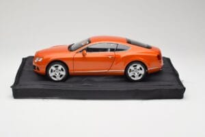 Bentley Continental GT Orange Metallic Minichamps 1:18 100139921 Kov – obrázek 4 z 8