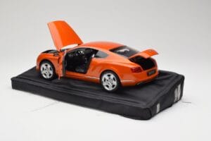 Bentley Continental GT Orange Metallic Minichamps 1:18 100139921 Kov – obrázek 5 z 8