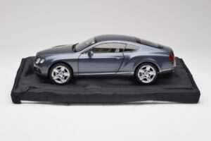 Bentley Continental GT Thunder Šedý Minichamps 1:18 BL835 – obrázek 4 z 8