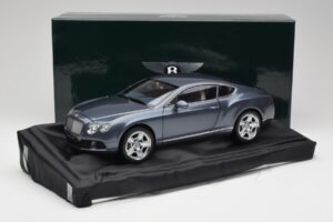 Bentley Continental GT Thunder Šedý Minichamps 1:18 BL835 – obrázek 8 z 8