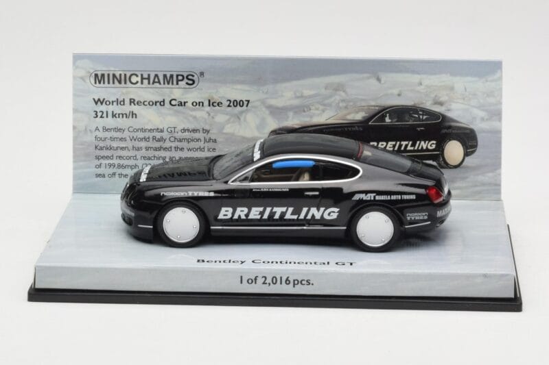 Bentley Continental GT World Record Car on Ice Černý Minichamps 1:43 436139026-O Kov