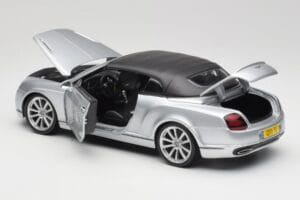 Bentley Continental Supersports Kabriolet 1. Generace Stříbrný Bburago 1:18 18-11037S Kov – obrázek 5 z 8