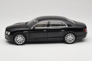Bentley Flying Spur W12 Onyx Black Kyosho 1:18 08891NX Kov – obrázek 4 z 8