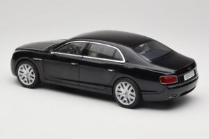 Bentley Flying Spur W12 Onyx Black Kyosho 1:18 08891NX Kov – obrázek 7 z 8