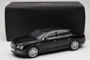 Bentley Flying Spur W12 Onyx Black Kyosho 1:18 08891NX Kov – obrázek 8 z 8