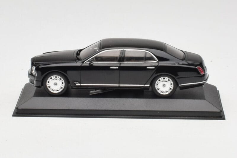 Bentley Mulsanne Černý Minichamps 1:43 436139900 Kov