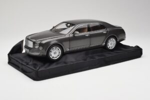 Bentley Mulsanne Brodgar Metallic Minichamps 1:18 BL843 Kov