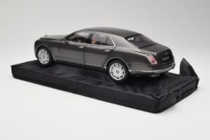 Bentley Mulsanne Brodgar Metallic Minichamps 1:18 BL843 Kov – obrázek 7 z 8