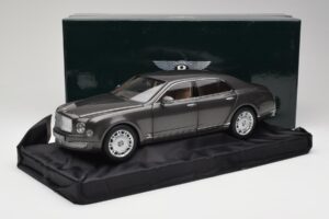 Bentley Mulsanne Brodgar Metallic Minichamps 1:18 BL843 Kov – obrázek 8 z 8