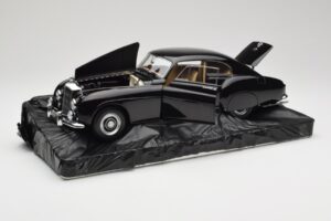 Bentley R-Type Continental Black Metallic Minichamps 1:18 100139420 Kov – obrázek 2 z 8