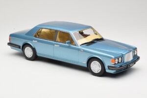 Bentley Turbo R LWB Modrý GT Spirit 1:18 GT782 Pryskyřice – obrázek 4 z 6