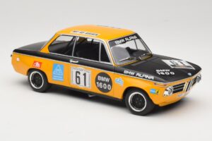BMW 1600-2 BMW Alpina #61 R. Herzog / N. Lauda DNF 6 Hours Nurburgring 1970 Minichamps 1:18 155702661 Kov – obrázek 4 z 6