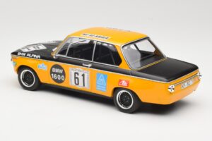 BMW 1600-2 BMW Alpina #61 R. Herzog / N. Lauda DNF 6 Hours Nurburgring 1970 Minichamps 1:18 155702661 Kov – obrázek 5 z 6