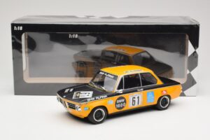 BMW 1600-2 BMW Alpina #61 R. Herzog / N. Lauda DNF 6 Hours Nurburgring 1970 Minichamps 1:18 155702661 Kov – obrázek 6 z 6