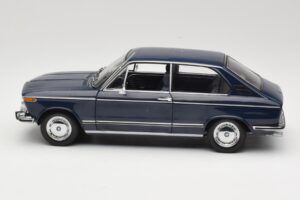 BMW 1600 Touring Modrý Minichamps 1:18 80430145823 Kov – obrázek 4 z 8