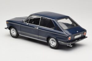 BMW 1600 Touring Modrý Minichamps 1:18 80430145823 Kov – obrázek 7 z 8
