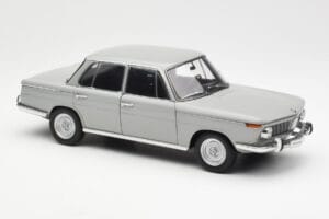 BMW 1800 TiSA Bernina Šedý AUTOart 1:18 70621 Kov – obrázek 6 z 8