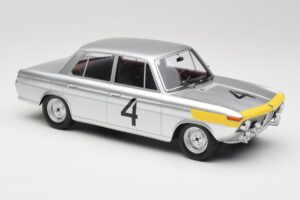 BMW 1800 TiSA #4 J. Ickx / J. van Ophem 24 Hours of Spa 1965 Winners Minichamps 1:18 107652504 Pryskyřice – obrázek 4 z 6