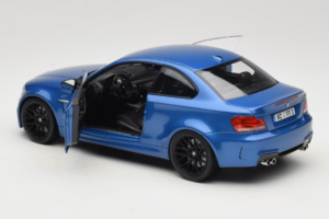 BMW 1M Coupe E82 Blue Metallic Minichamps 1:18 110020025 Kov – obrázek 5 z 8