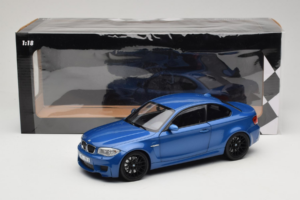 BMW 1M Coupe E82 Blue Metallic Minichamps 1:18 110020025 Kov – obrázek 8 z 8