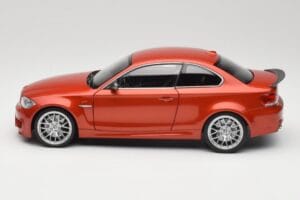 BMW 1M Coupe E82 Sakhir Orange Metallic Minichamps 1:18 110020020 Kov – obrázek 4 z 8