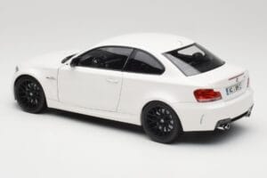 BMW 1M Coupe E82 Bílý Minichamps 1:18 110020022 Kov – obrázek 7 z 8