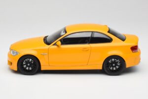 BMW 1M Coupe E82 Žlutý Minichamps 1:18 110020026 Kov – obrázek 4 z 8