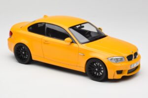 BMW 1M Coupe E82 Žlutý Minichamps 1:18 110020026 Kov – obrázek 6 z 8