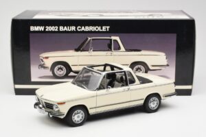 BMW 2002 Baur Kabriolet E10 Chamonix Bílý AUTOart 1:18 70532 Kov – obrázek 8 z 8