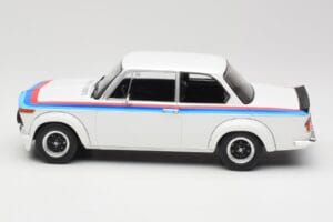 BMW 2002 E10 Turbo Bílý MCG 1:18 MCG18408R Kov – obrázek 3 z 6